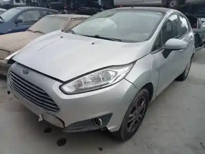 Здавання транспортного засобу ford fiesta (ccn) titanium року 2015 потужний snjd