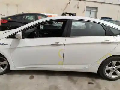 Verschrottungsfahrzeug hyundai i40 gls bluedrive / bluedrive des jahres 2015 angetrieben d4fd