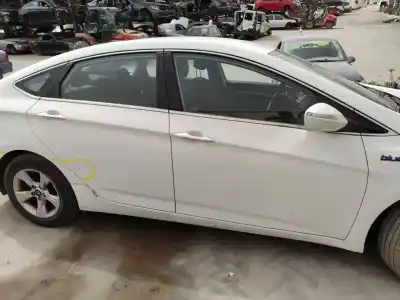 Verschrottungsfahrzeug hyundai i40 gls bluedrive / bluedrive des jahres 2015 angetrieben d4fd