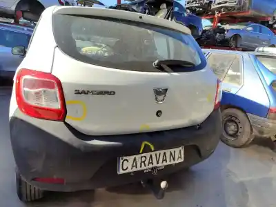 Sloopvoertuig dacia sandero laureate van het jaar 2015 aangedreven k9ke6
