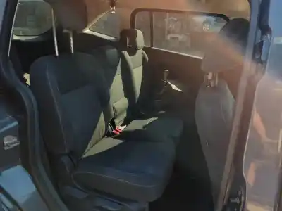 Здавання транспортного засобу ford grand c-max trend року 2013 потужний m1da
