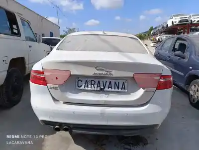 Veicolo di demolizione jaguar xe pure dell'anno 2015 alimentato 204dta