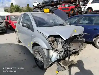 Veicolo di demolizione citroen c2 sx dell'anno 2005 alimentato 8hx