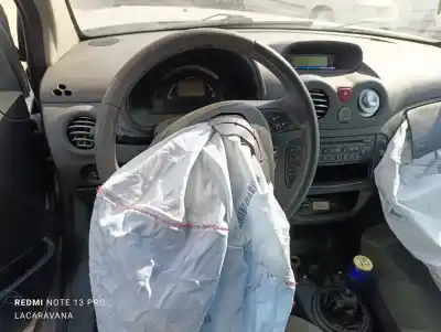 Veicolo di demolizione citroen c2 sx dell'anno 2005 alimentato 8hx