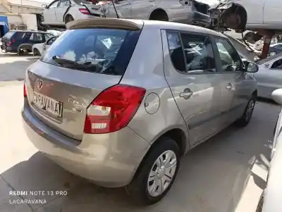 Sloopvoertuig skoda fabia (5j2 ) active van het jaar 2012 aangedreven cgp