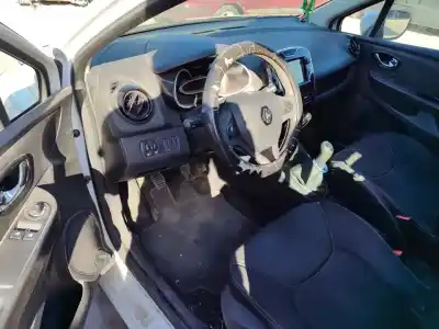 Scrapping Vehicle renault clio iv authentique of the year 2014 powered d4fd7