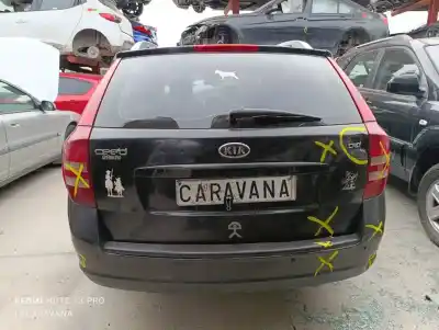 Veicolo di demolizione kia cee´d emotion dell'anno 2007 alimentato d4ea