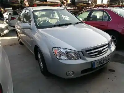 Veículo de Sucata KIA CERATO 1.6 LX Berlina do ano 2006 alimentado G4ED