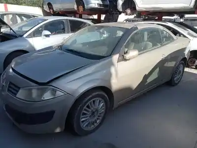 Здавання транспортного засобу renault   року 2004 потужний f9qb8