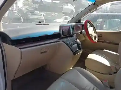 Scrapping Vehicle nissan elgrand (2002-2010) 3.5 v6 cat e51 of the year 2004 powered vq35