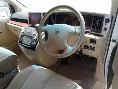 Scrapping Vehicle nissan elgrand (2002-2010) 3.5 v6 cat e51 of the year 2004 powered vq35