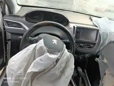 Veículo de Sucata peugeot 2008 (--.2013->) active do ano 2014 alimentado 9h06