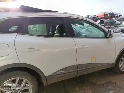 Véhicule à la ferraille renault kadjar life de l'année 2017 alimenté h5f