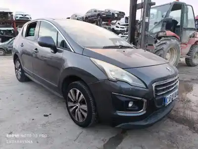 Véhicule à la ferraille peugeot 3008 active de l'année 2014 alimenté 9h05