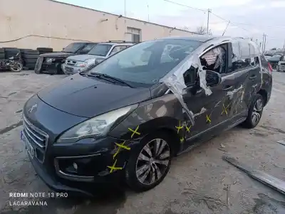 Véhicule à la ferraille peugeot 3008 active de l'année 2014 alimenté 9h05