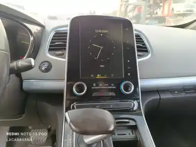 Veicolo di demolizione RENAULT ESPACE V Zen 160 CV / 118 KW dell'anno 2015 alimentato R9MD4