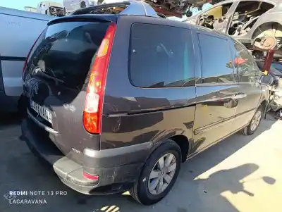 Vehicul casat citroen c8 2.2 hdi 16v premier ii al anului 2003 alimentat 4hw