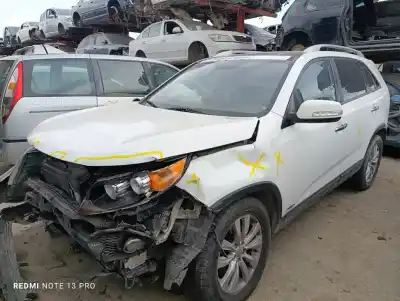 Veicolo di demolizione kia sorento drive 2wd dell'anno 2012 alimentato d4hb