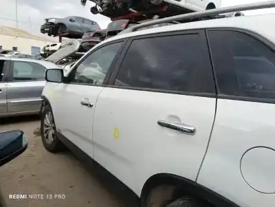 Veicolo di demolizione kia sorento drive 2wd dell'anno 2012 alimentato d4hb