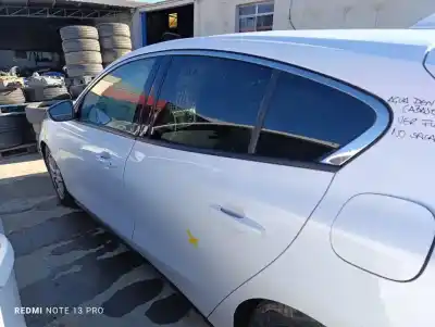 Veículo de Sucata ford focus titanium do ano 2018 alimentado ztda