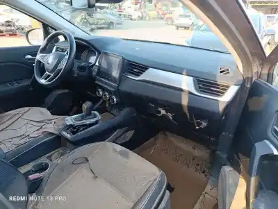 Здавання транспортного засобу RENAULT CAPTUR II EVOLUTION 140 CV / 103 KW року 2022 потужний H5HE4