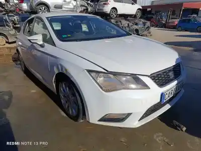 Здавання транспортного засобу seat leon (5f1) style року 2013 потужний clha
