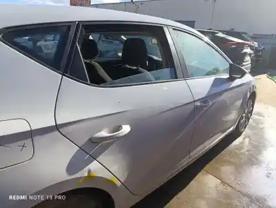 Здавання транспортного засобу seat leon (5f1) style року 2013 потужний clha