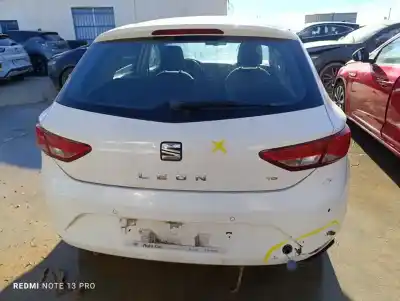 Здавання транспортного засобу seat leon (5f1) style року 2013 потужний clha