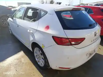 Здавання транспортного засобу seat leon (5f1) style року 2013 потужний clha