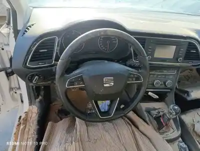 Здавання транспортного засобу seat leon (5f1) style року 2013 потужний clha