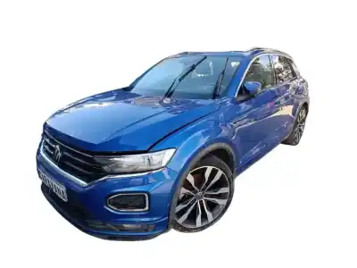 Véhicule à la ferraille VOLKSWAGEN T-ROC Advance Style de l'année 2021 alimenté DPCA