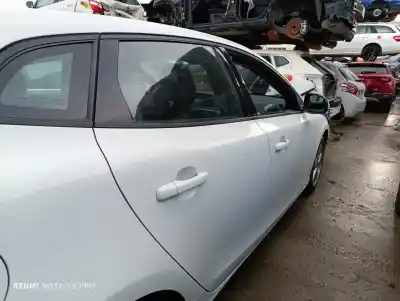 Scrapping Vehicle volvo v40 kinetic of the year 2016 powered d4204t9