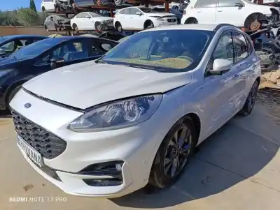 Veículo de Sucata ford kuga st-line do ano 2022 alimentado yzda