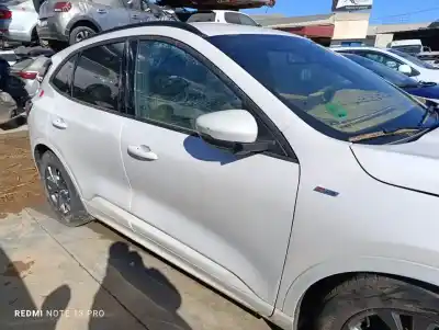 Veículo de Sucata ford kuga st-line do ano 2022 alimentado yzda