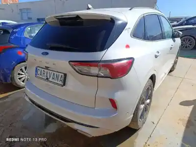 Veículo de Sucata ford kuga st-line do ano 2022 alimentado yzda