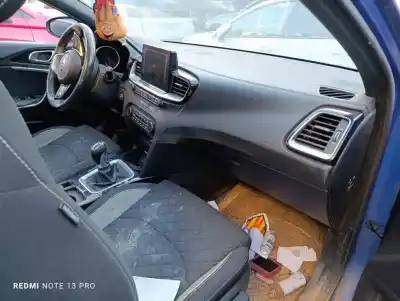 Veículo de Sucata kia pro_ceed gt line 120 cv / 88 kw do ano 2020 alimentado g3lc