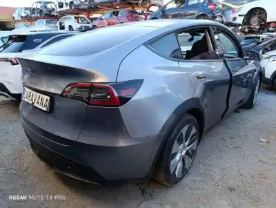 Sloopvoertuig tesla model y basis rwd 346 cv / 255 kw van het jaar 2024 aangedreven 3d7