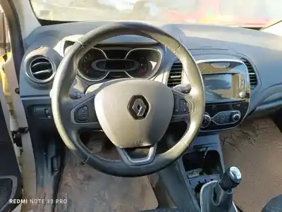 Veículo de Sucata renault captur life do ano 2017 alimentado h4bb4