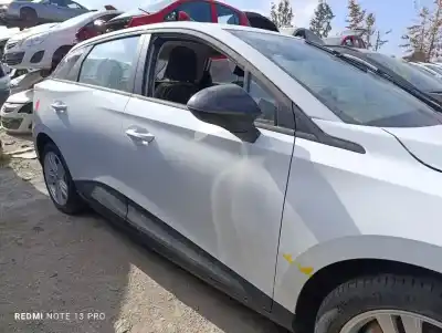 Veículo de Sucata mg 4 standard 170 cv / 125 kw do ano 2024 alimentado tz180xs0951