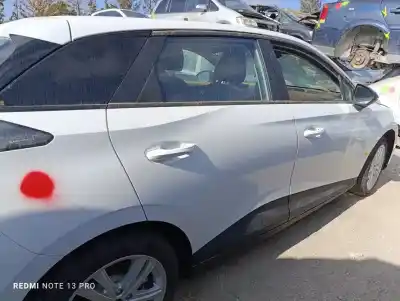 Veículo de Sucata mg 4 standard 170 cv / 125 kw do ano 2024 alimentado tz180xs0951