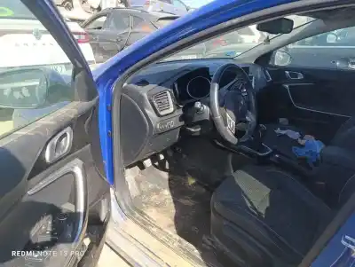 Veicolo di demolizione kia ceed (jd) 1.6 tech dell'anno 2021 alimentato d4fe