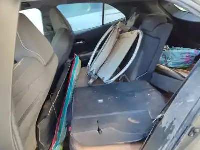 Veículo de Sucata toyota corolla (e21) hybrid active do ano 2019 alimentado 2zr