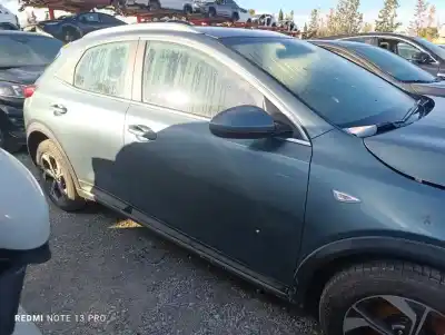 Veículo de Sucata kia xceed tech do ano 2023 alimentado d4fe