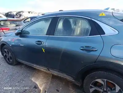 Veículo de Sucata kia xceed tech do ano 2023 alimentado d4fe