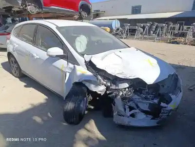 Verschrottungsfahrzeug ford focus lim. (cb8) sport des jahres 2013 angetrieben t1da