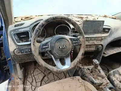 Veículo de Sucata kia ceed tech 140 cv / 103 kw do ano 2018 alimentado g4ld