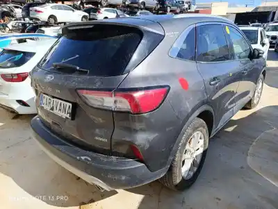 Veículo de Sucata FORD KUGA HYBRID ST-LINE 190 CV / 140 KW do ano 2021 alimentado BGDC