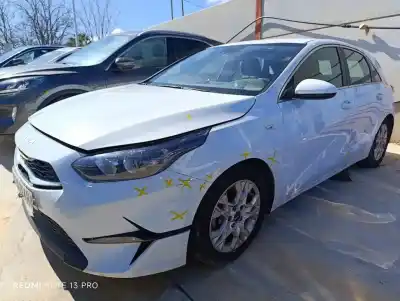 Scrapping Vehicle kia ceed drive of the year 2022 powered g3le