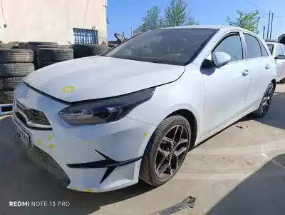 Scrapping Vehicle kia ceed drive of the year 2022 powered g3le