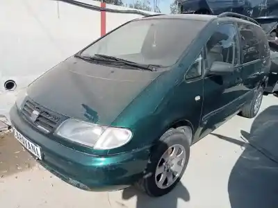 Sloopvoertuig SEAT ALHAMBRA (7V8) SE van het jaar 1999 aangedreven AFN